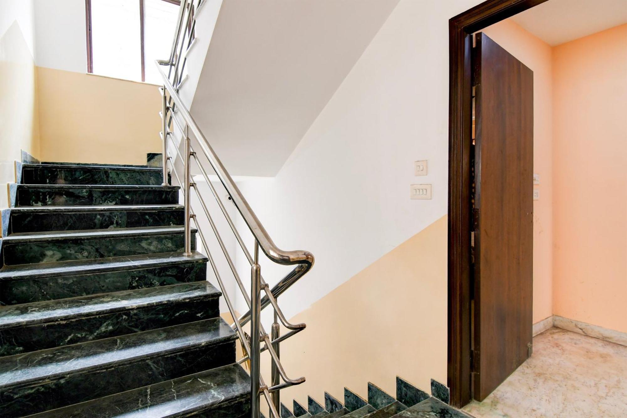 Super Hotel O New Town Near Axis Mall Formerly Spandan Inn كولكاتا المظهر الخارجي الصورة